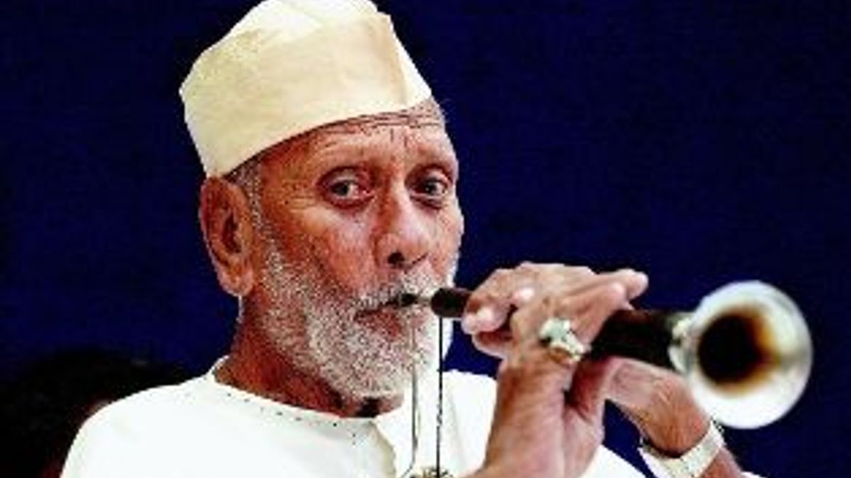 Bismillah-Khan.